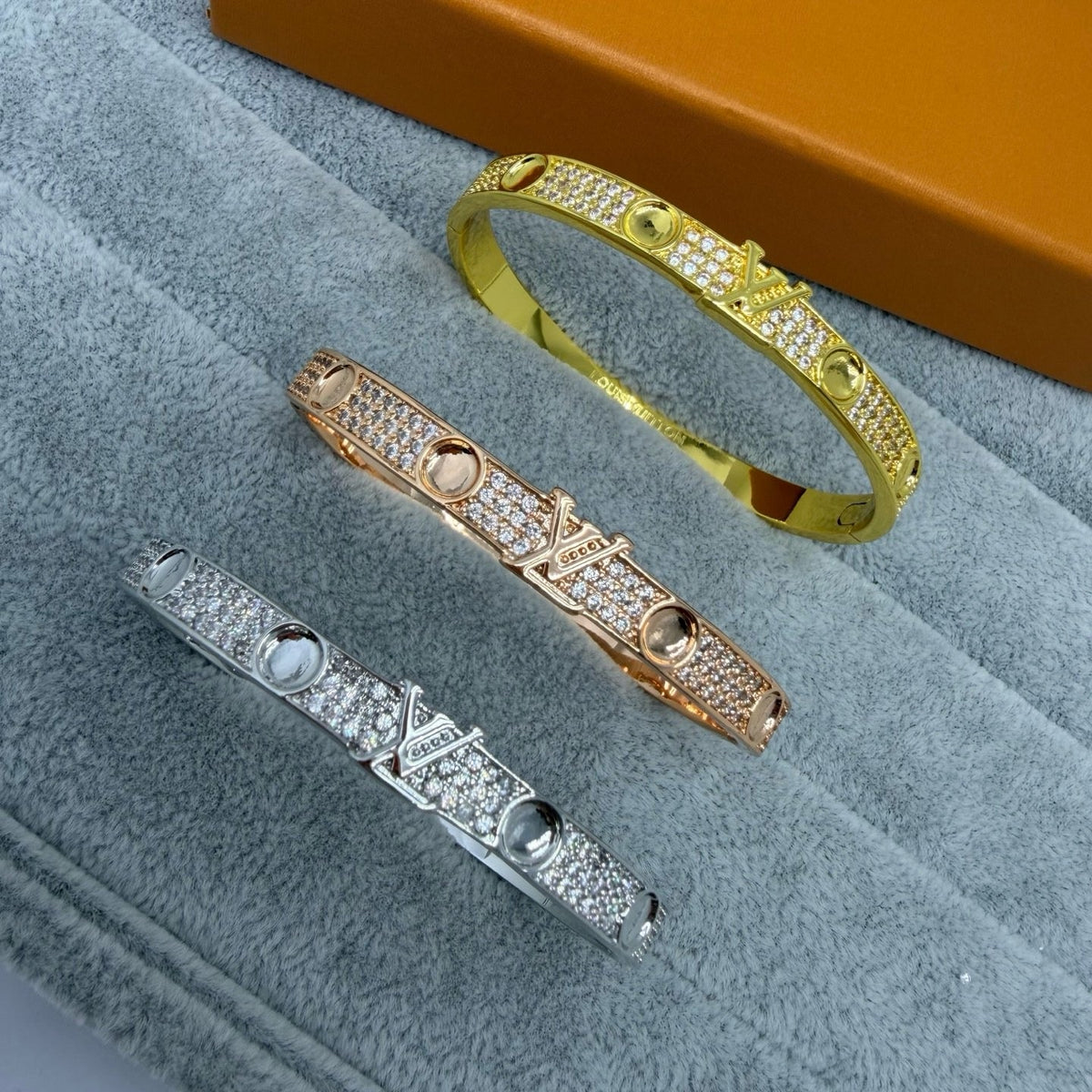 [Renovia Jewelry]PAVE DIAMOND BANGLE