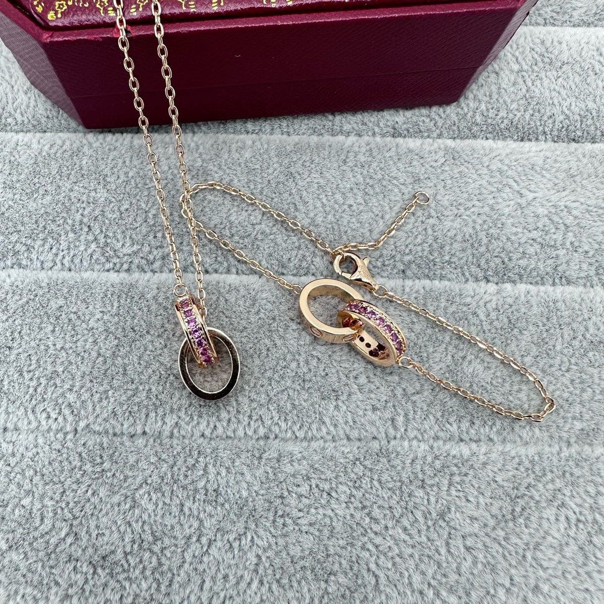[Renovia Jewelry]LOVE DOUBLE PINK STONES RING BRACELET